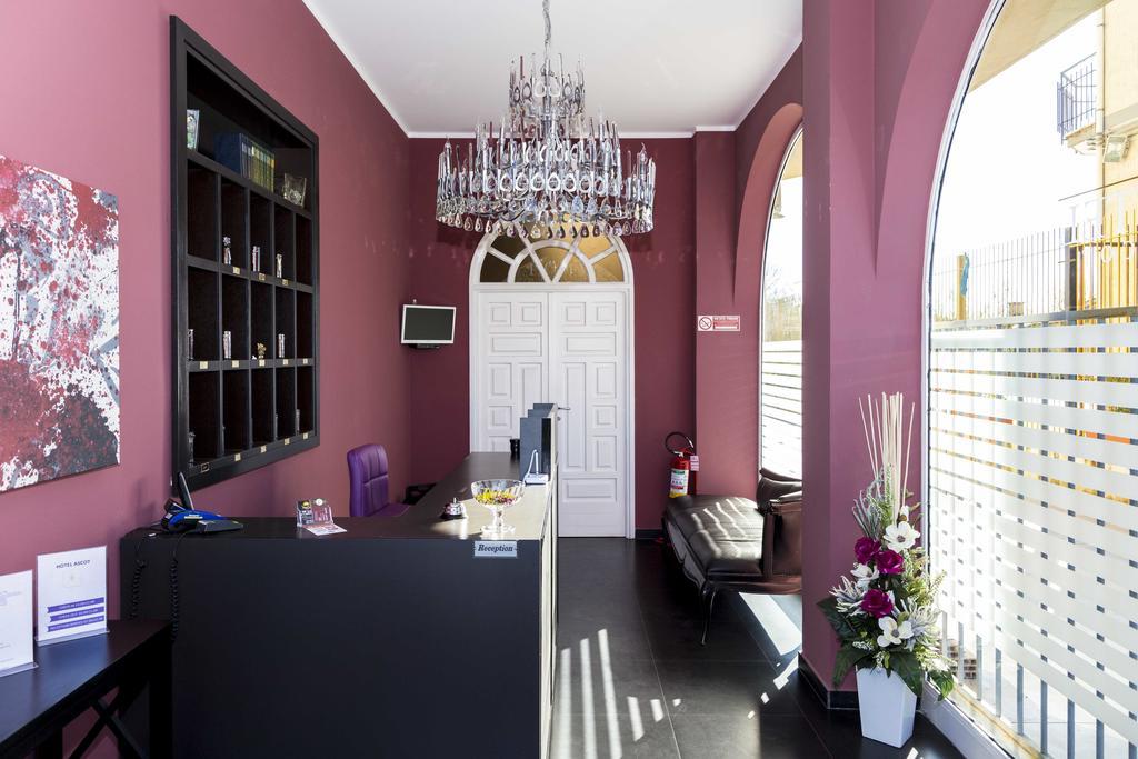 Hotel Ascot カイアネッロ エクステリア 写真