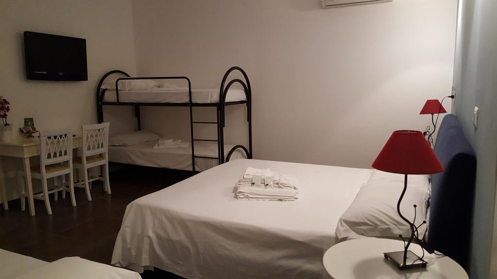Hotel Ascot カイアネッロ エクステリア 写真