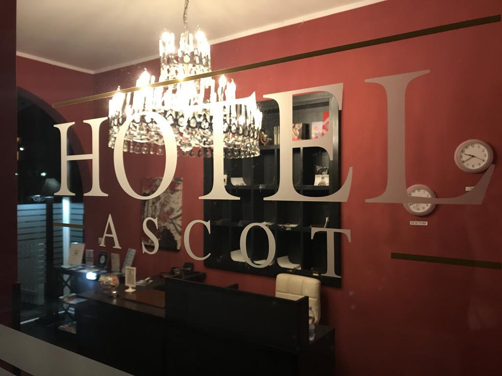 Hotel Ascot カイアネッロ エクステリア 写真