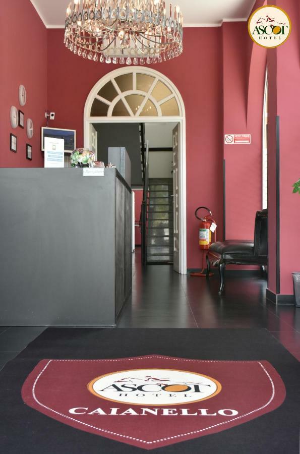Hotel Ascot カイアネッロ エクステリア 写真